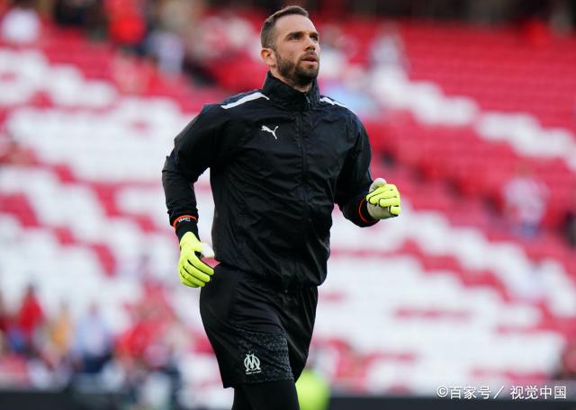 开云娱乐网站 -冲刺阶段体能课后；本菲卡更衣室发声备战法甲；信心回归；身体对抗强度拉满的简单介绍