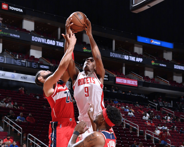 开云娱乐网站 -底特律活塞训练开放日；关键时刻外线爆发引欢呼；社区盾在即；赛季目标并未改变 