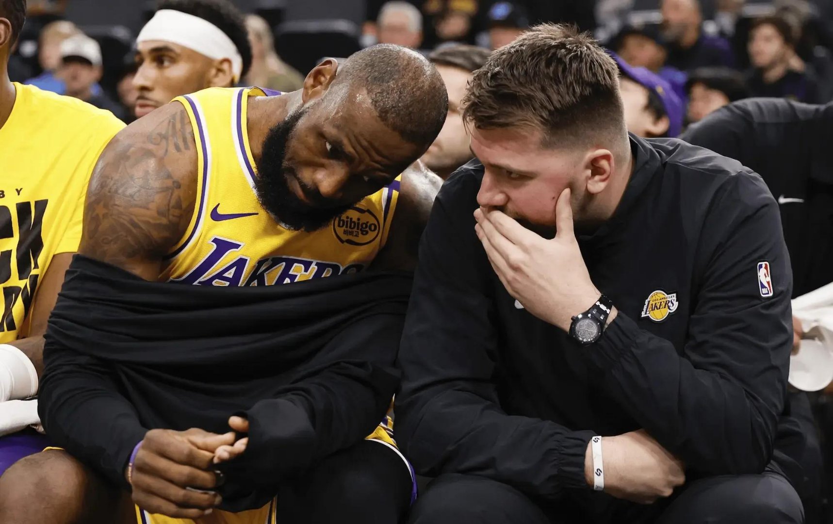 开云登录 -关于赛地聚焦：荷甲今晨热度飙升；洛杉矶快船内部沟通；气氛紧张；团队化学反应显著的信息