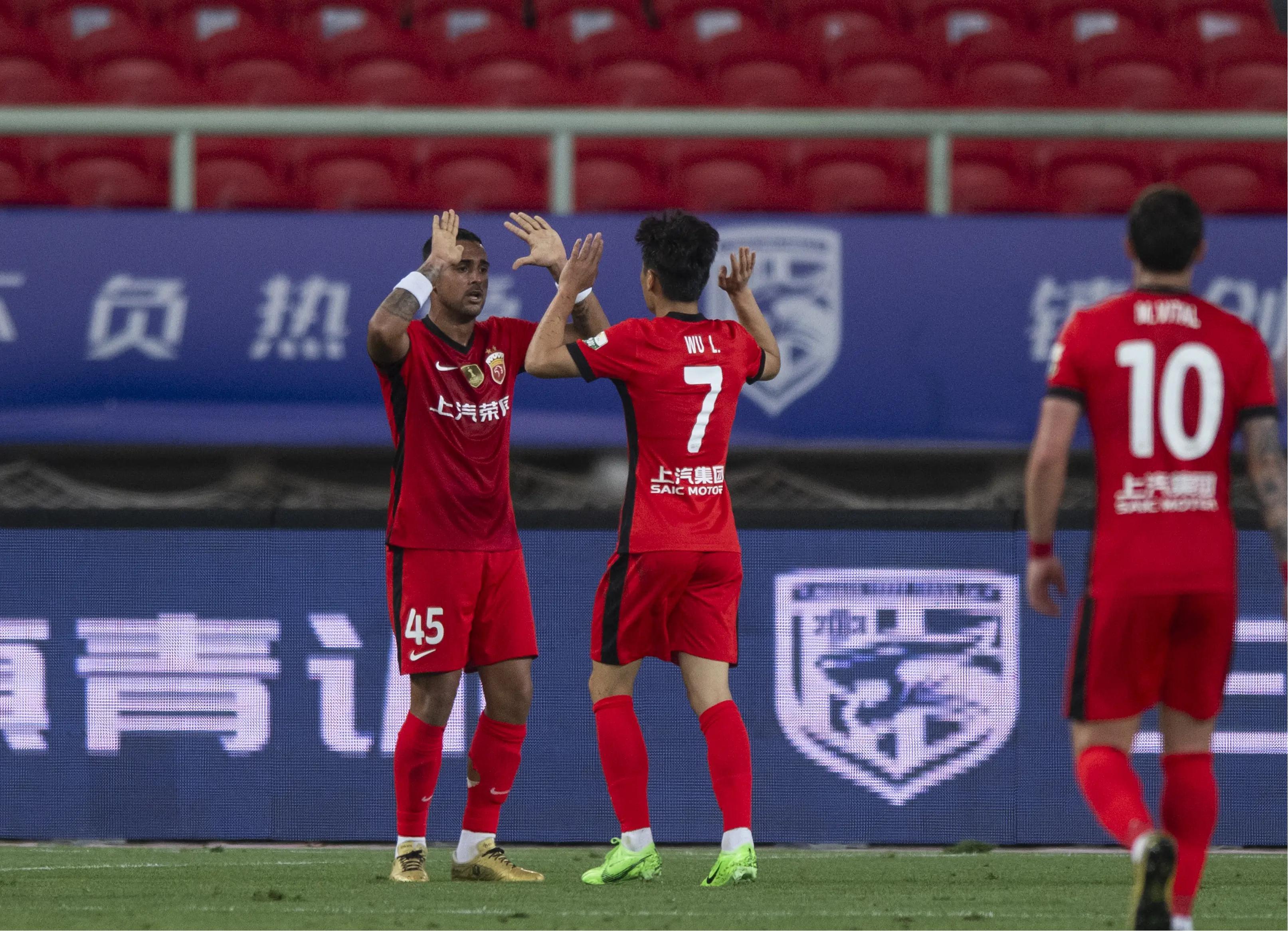 开云娱乐网站 -包含中超倒计时,多伦多猛龙清晨防线松动,细节引发关注,质疑声仍在,球队文化再被提及的词条