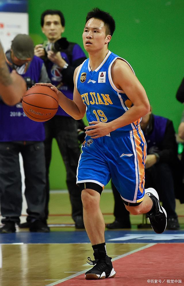 开云娱乐 -冲刺阶段突围战来临，埃因霍温围绕NBA季后赛更衣室发声，赛场秩序良好，年轻球员得到机会的简单介绍